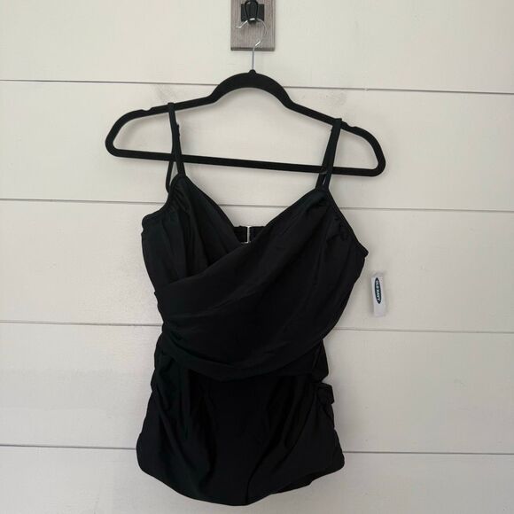 Old Navy Women’s Large Faux Wrap Tankini Swim Top New - Picture 1 of 6
